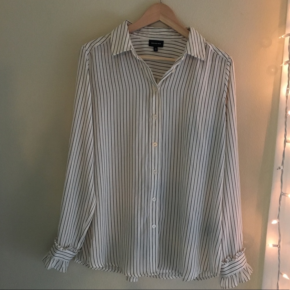 WHAT TO WEAR - Ruffle-sleeved striped blouse